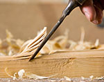 Entretien de meuble en bois par Menuisier France à Ambrieres